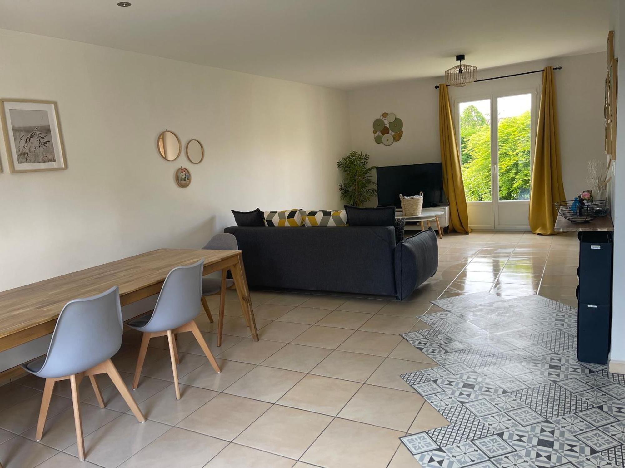 La Balneaire Maison De Standing Tout Confort Boisseuil Exterior photo